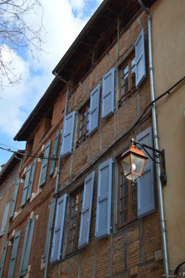 De Briques Et De Bois Villa Albi Exteriör bild